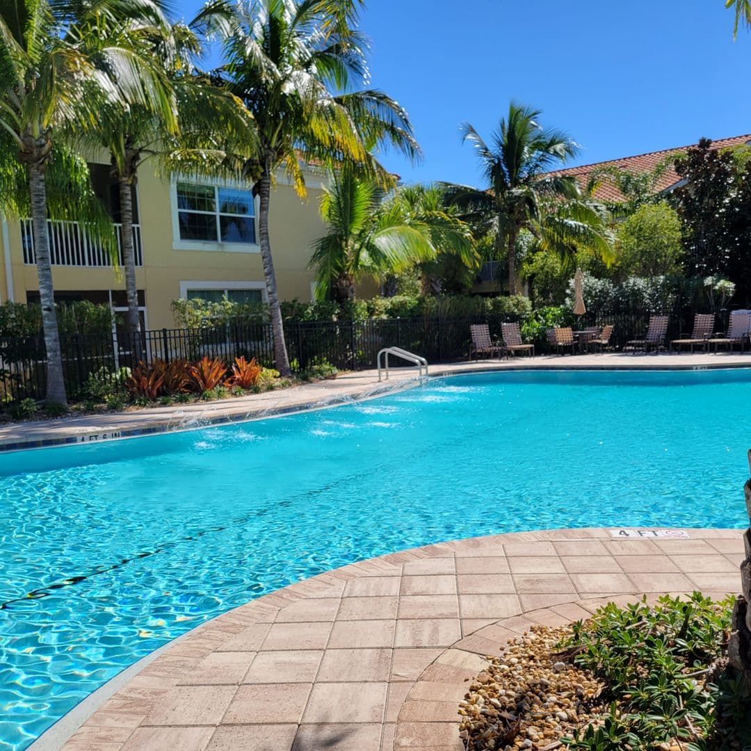Osprey House: 152 Navigation Circle #107