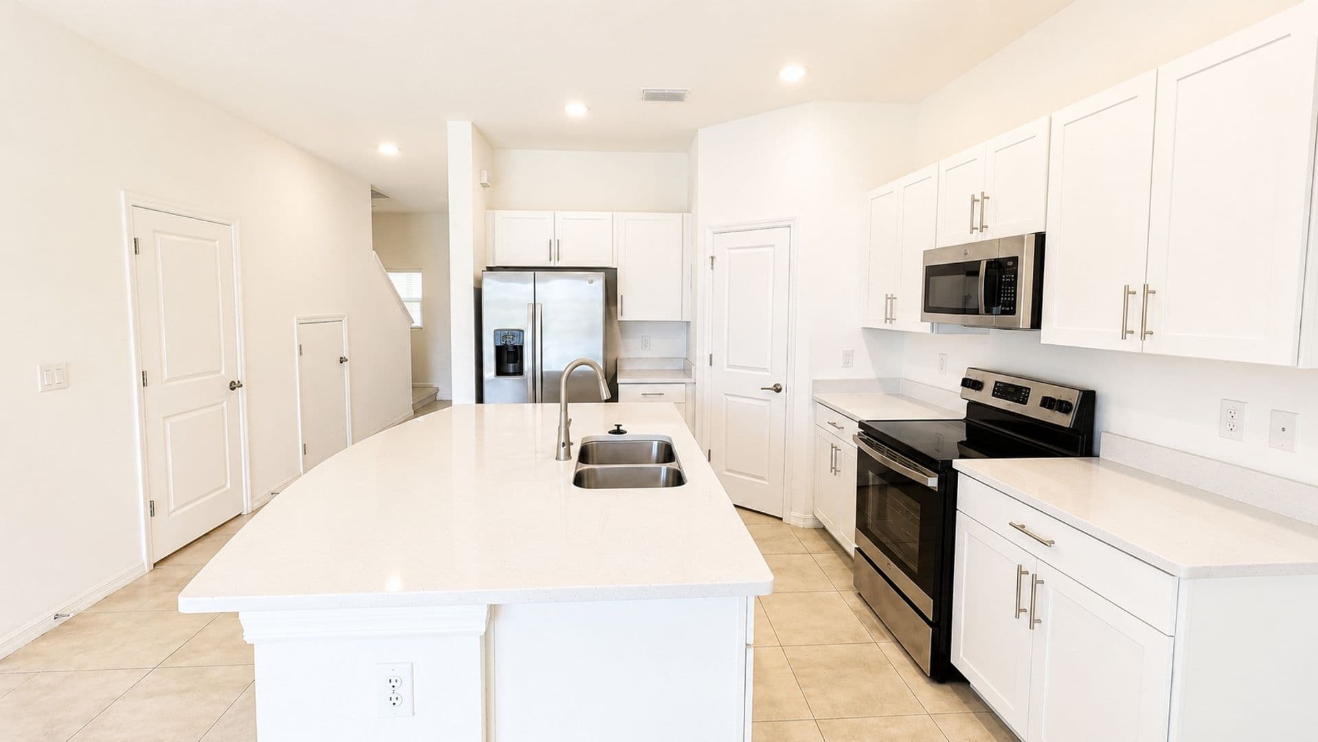 Nokomis House: 5686 Archipelago St.