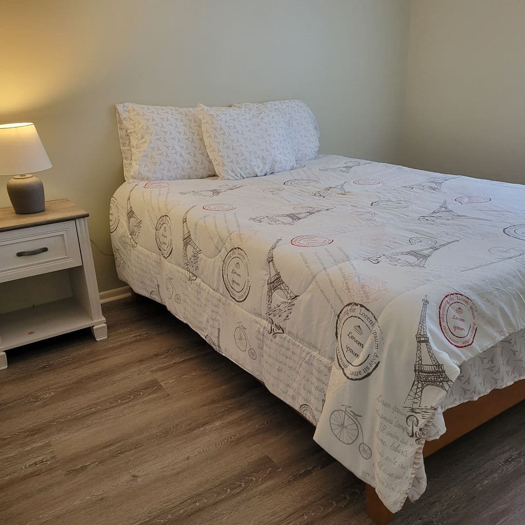 Sarasota House: 3275 Beneva Rd #104