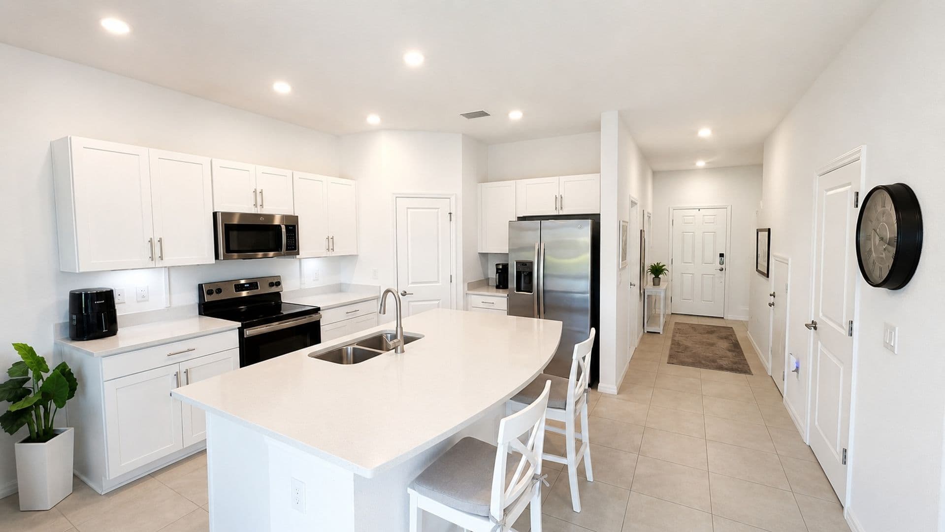 Nokomis House: 5698 Archipelago St.
