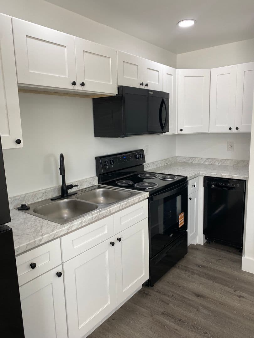 Cape Girardeau Apartment: 315 S Middle - 102