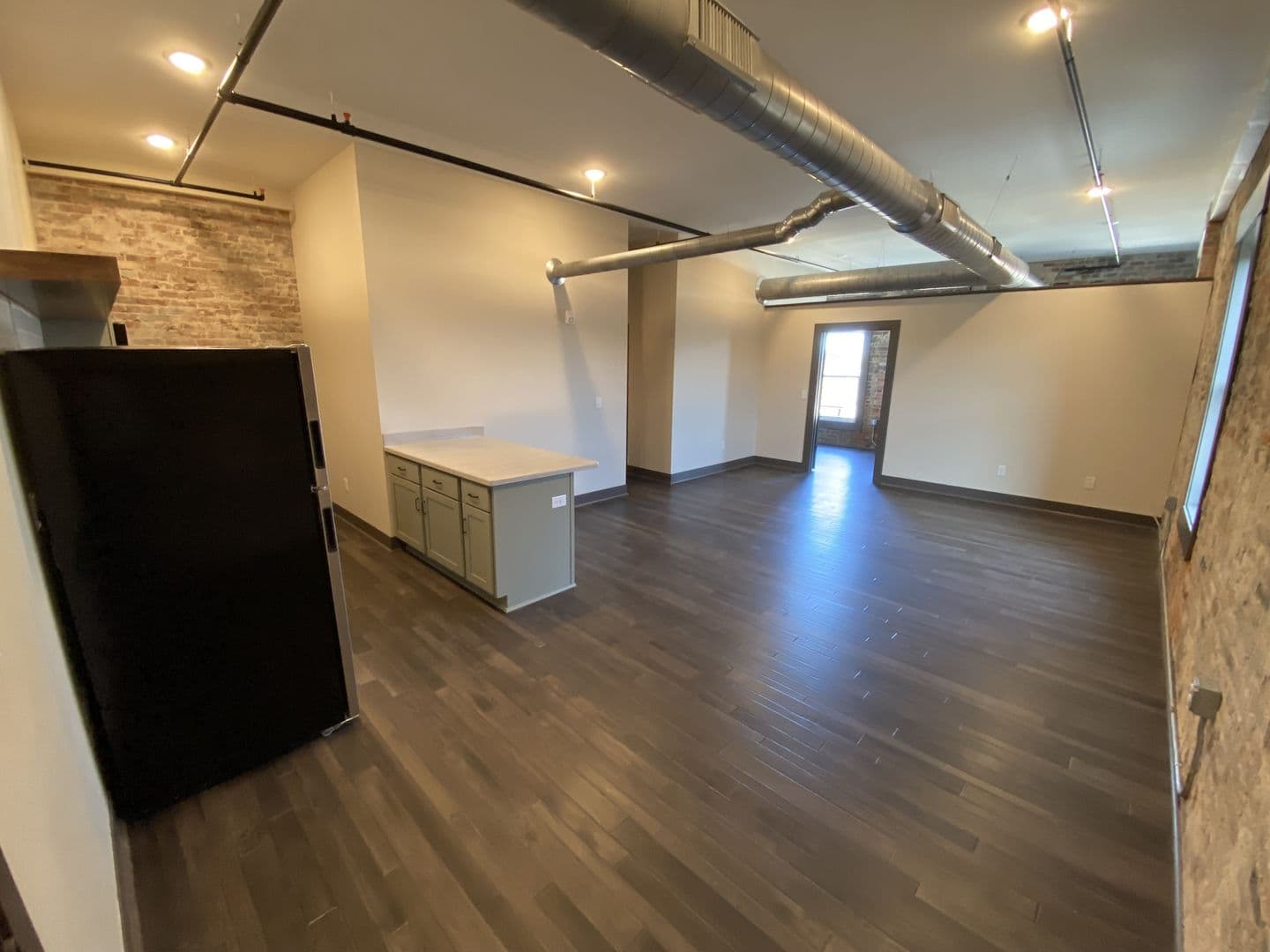 Paducah Apartment: 227 Broadway