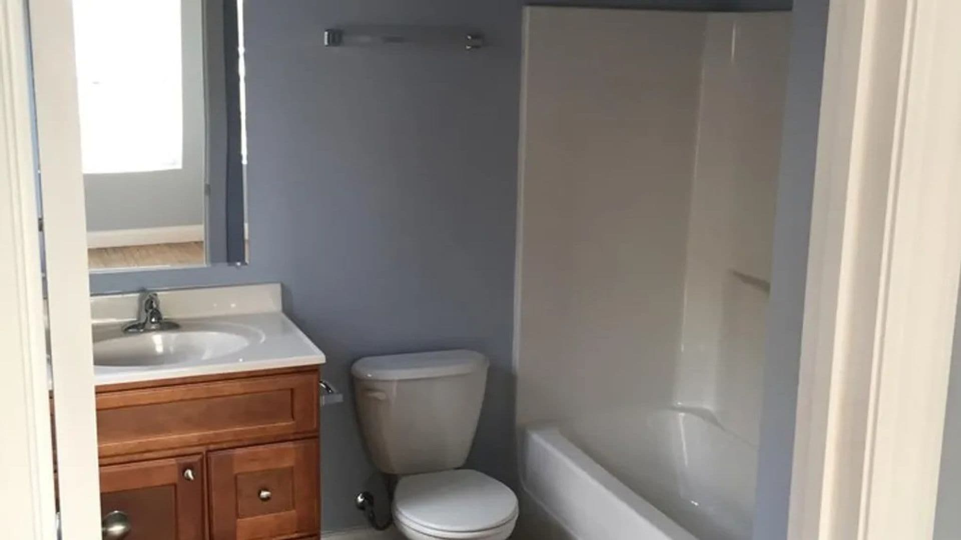 Paducah Apartment: 1640 Jefferson