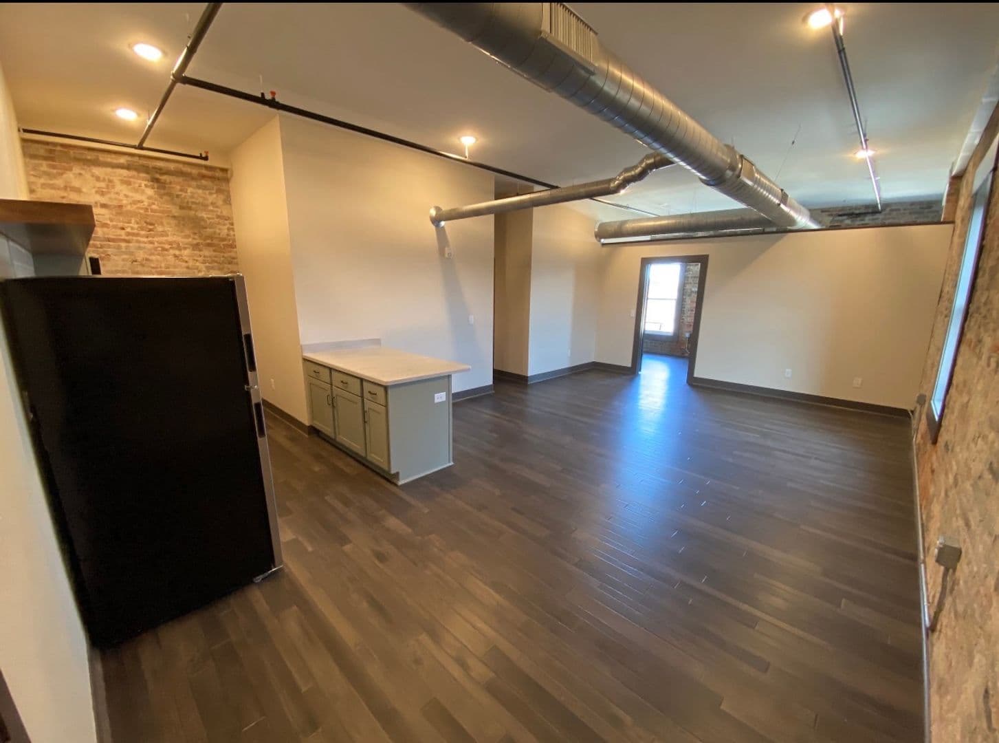 Paducah Apartment: 227 Broadway