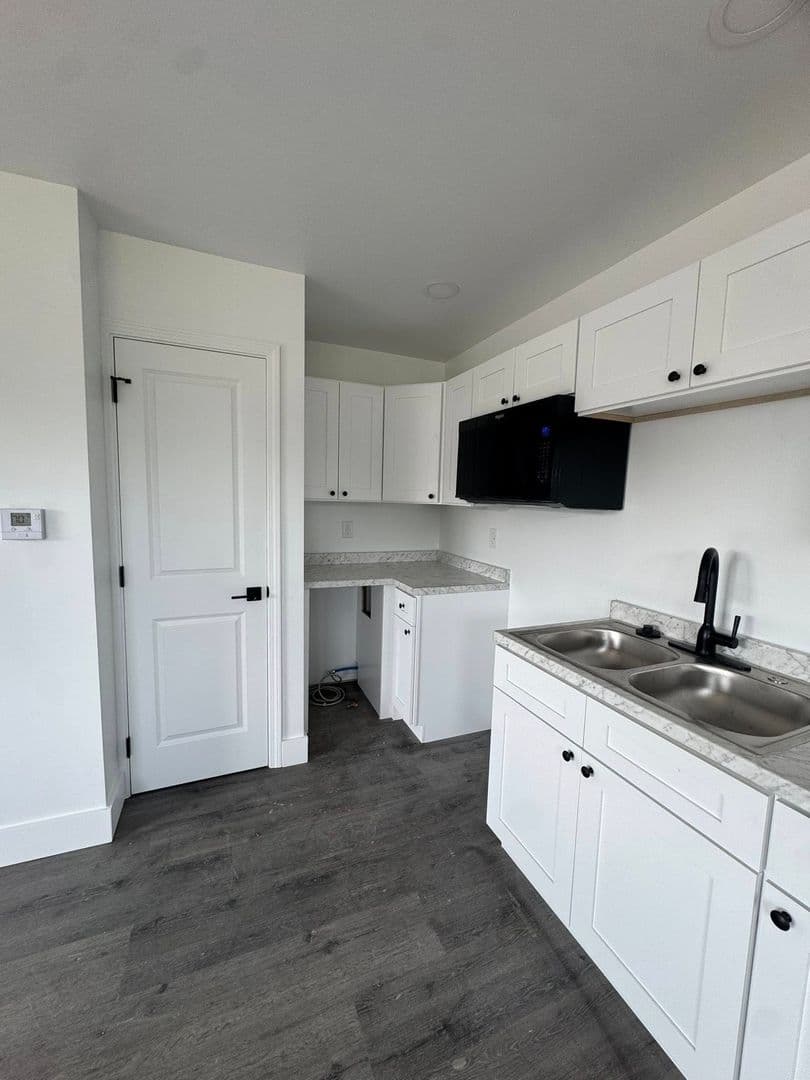 Cape Girardeau Apartment: 315 S Middle - 201