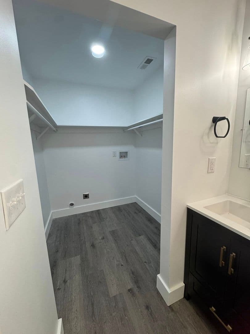 Cape Girardeau Apartment: 315 S Middle - 201