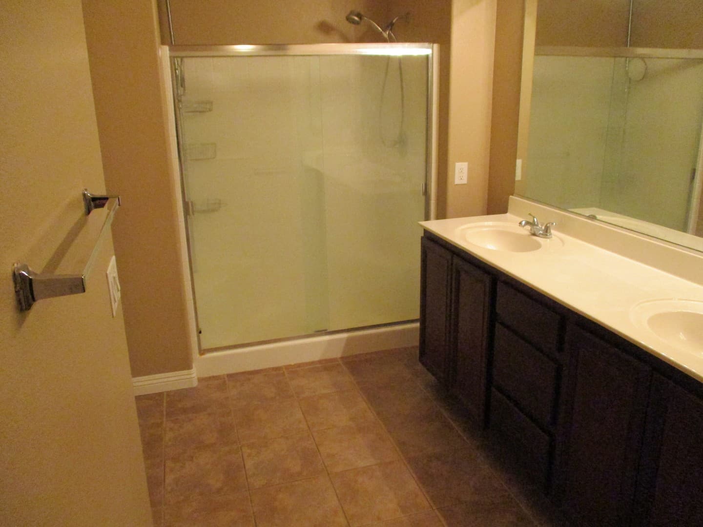 Henderson House: 50 Aura De BLANCO #12202