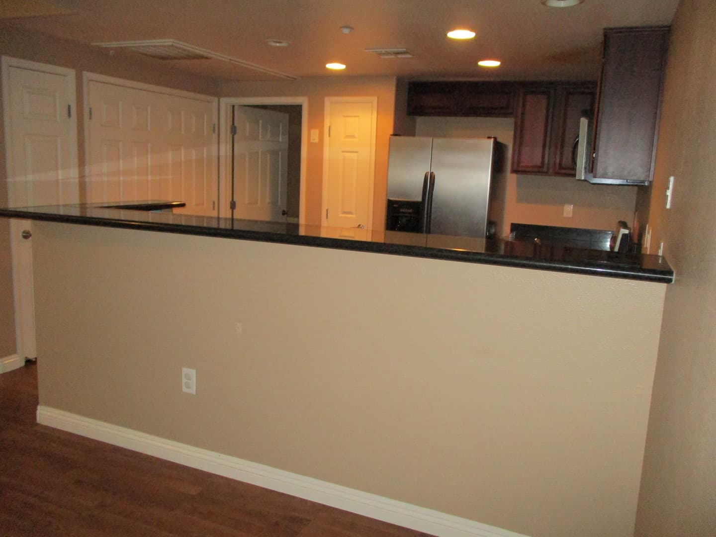 Henderson House: 50 Aura De BLANCO #12202