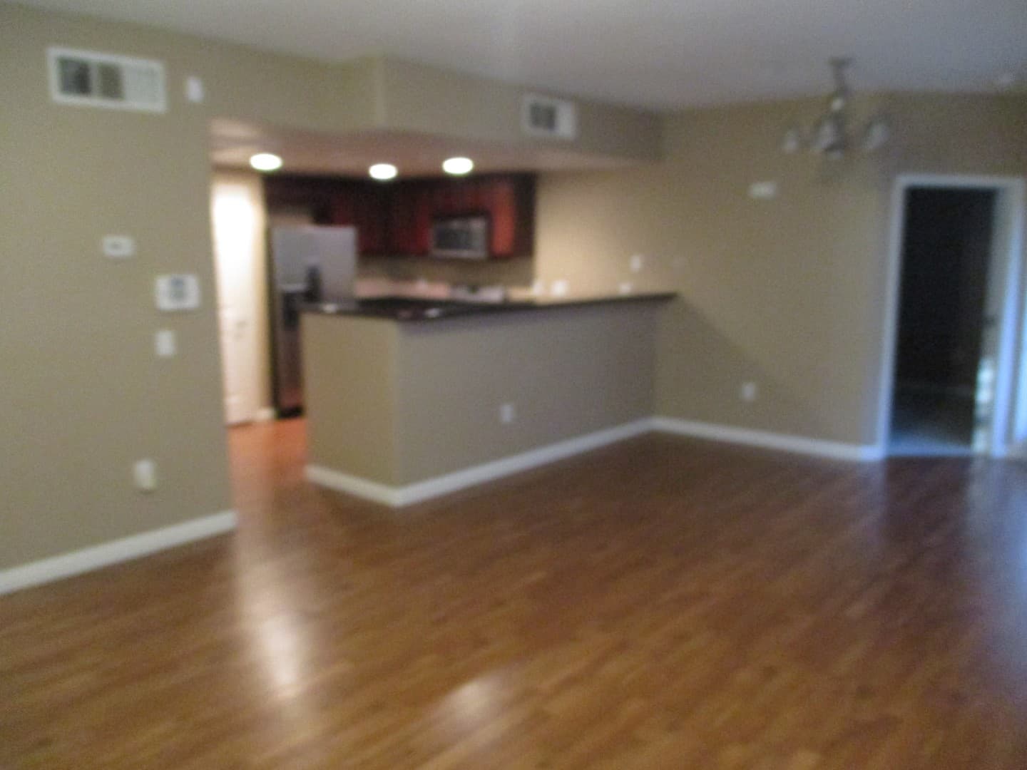 Henderson House: 50 Aura De BLANCO #12202