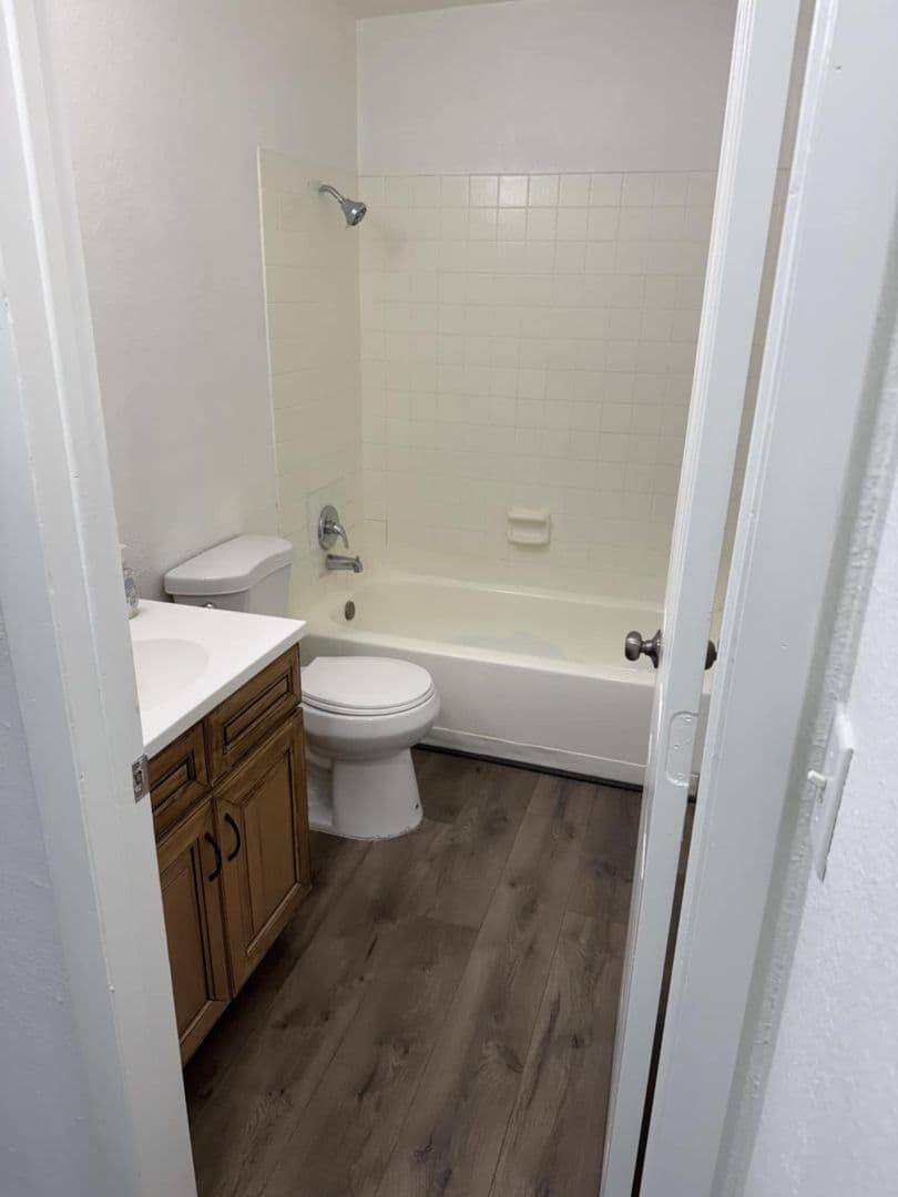 Las Vegas Apartment: 2377 Exeter Dr