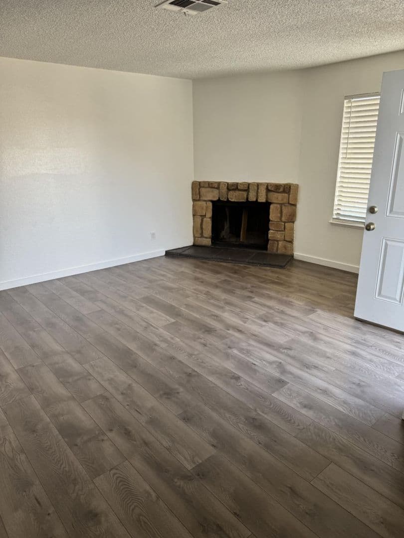 Las Vegas Apartment: 2377 Exeter Dr