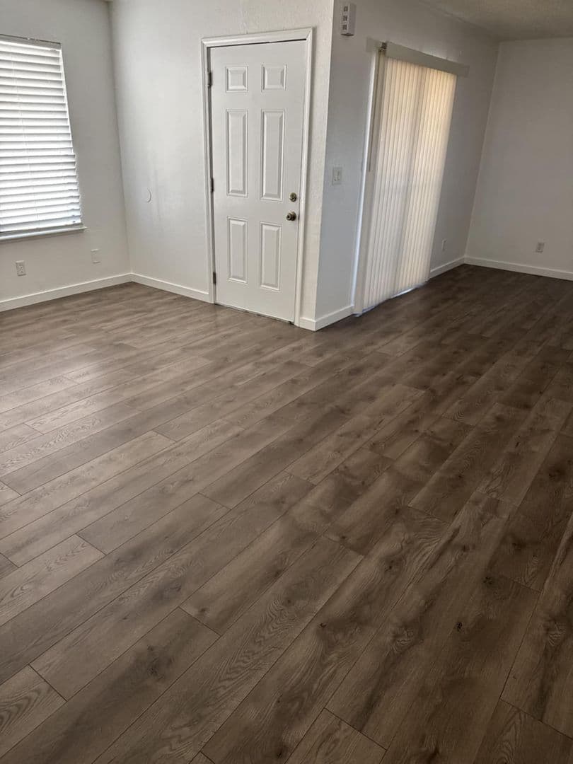 Las Vegas Apartment: 2377 Exeter Dr