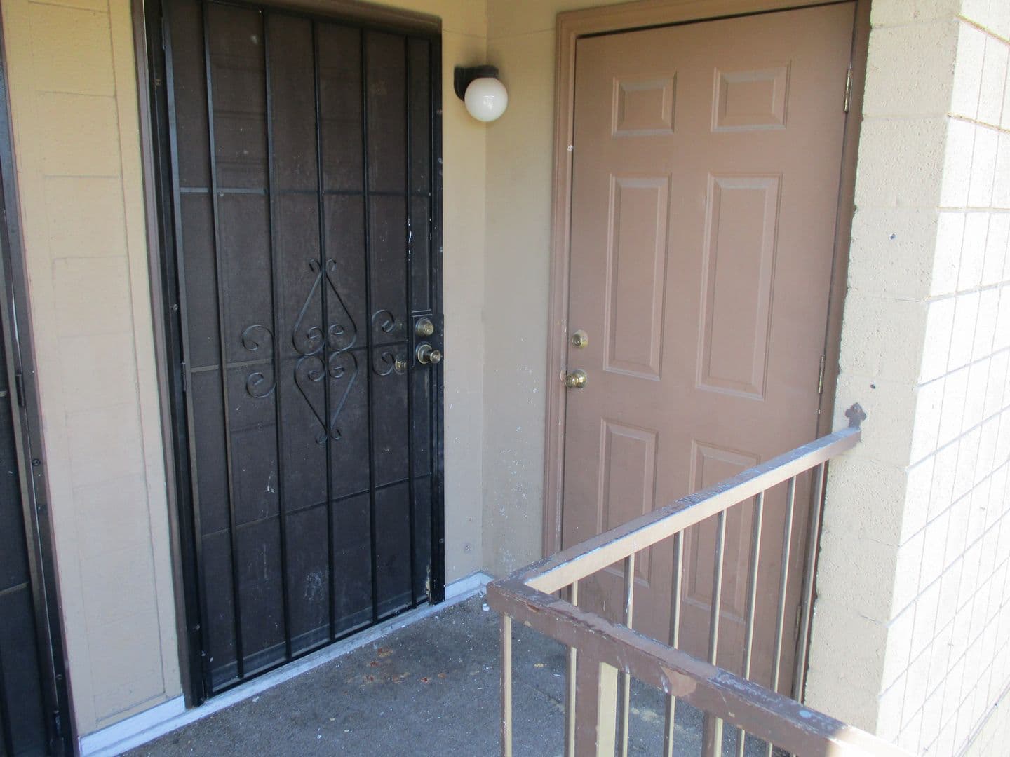 Las Vegas Apartment: 2933 Elm Ave