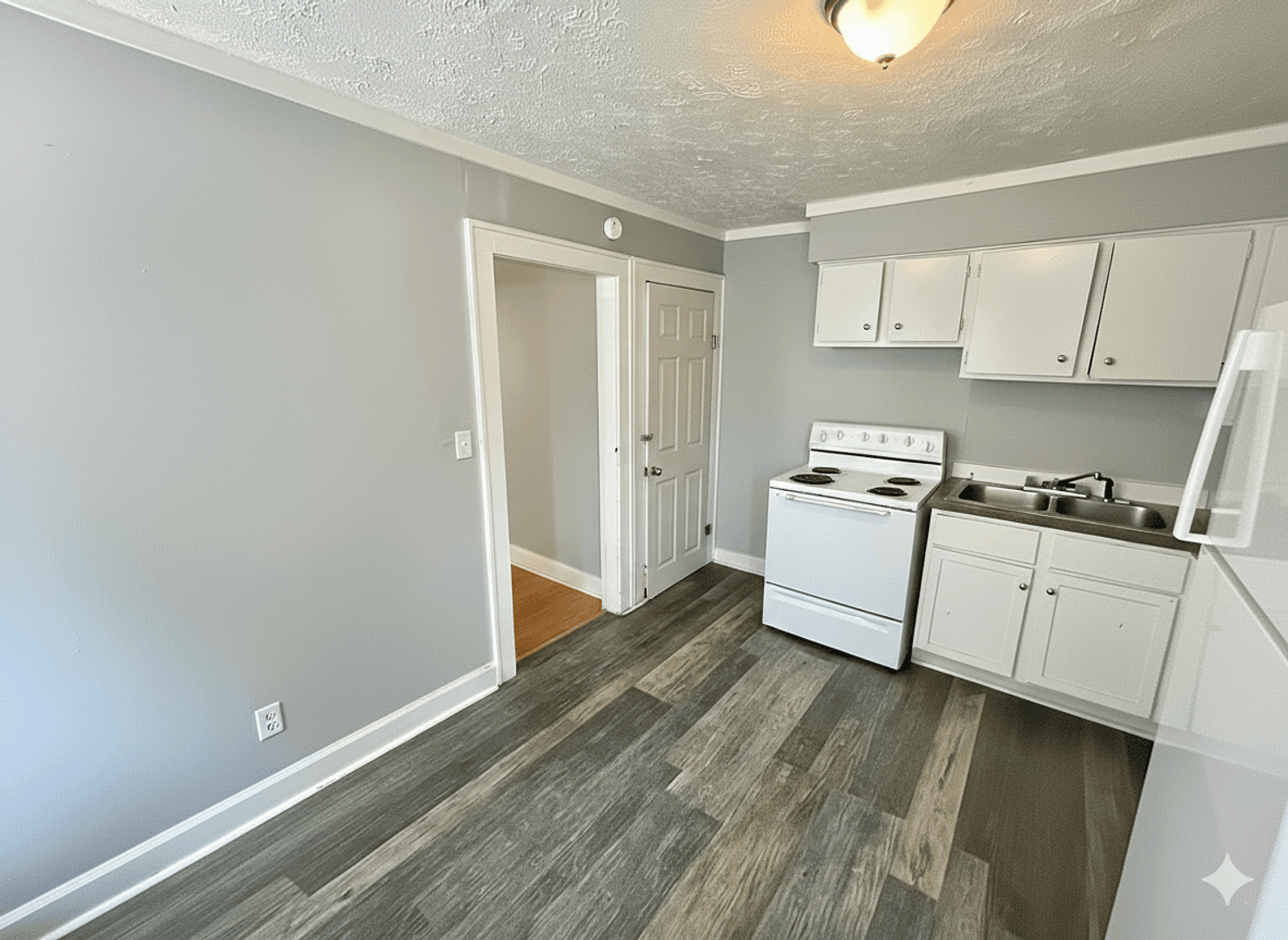 Indianapolis Townhome: 2405 E 16th St