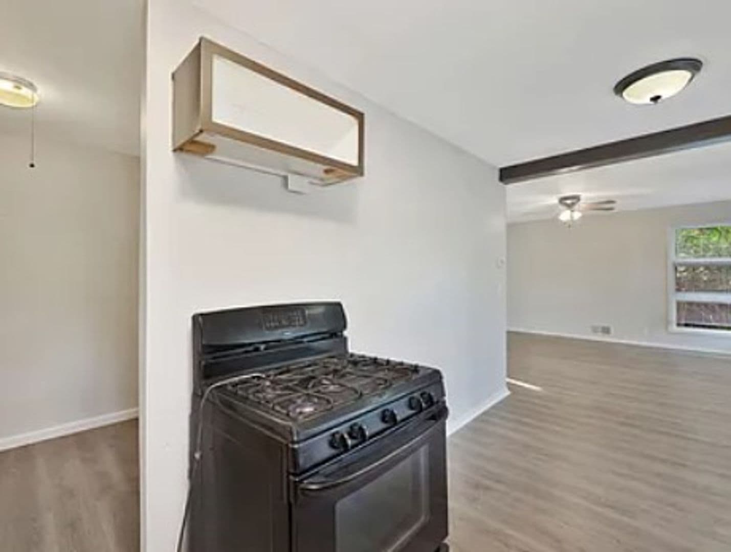 Park City House: 6020 N East Park View St