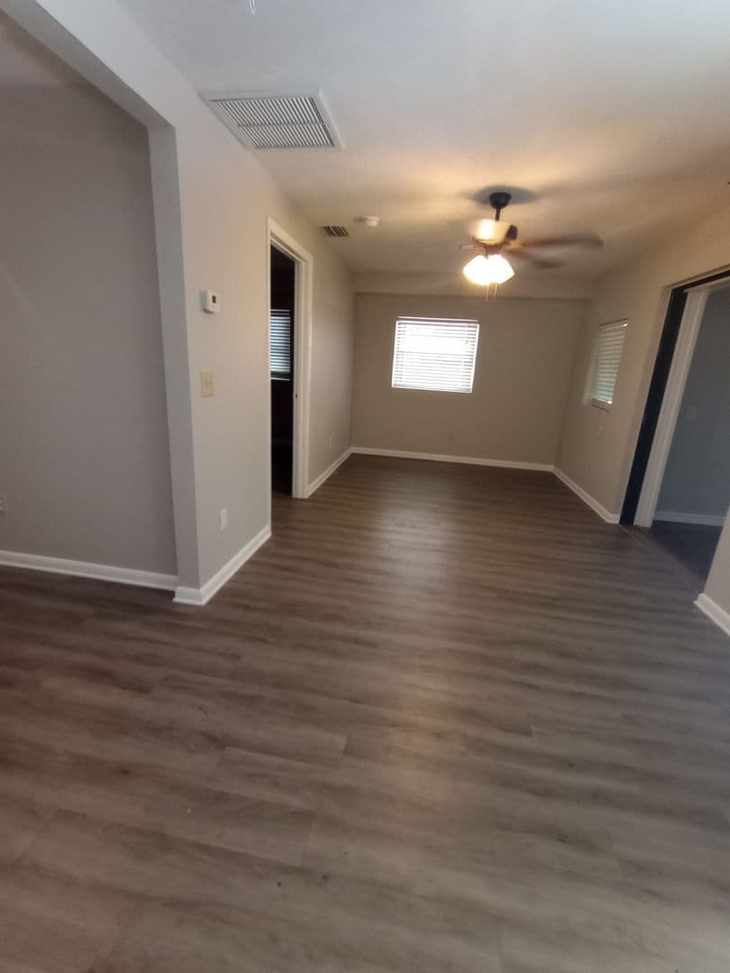 Deland House: 1626 Alexander Dr