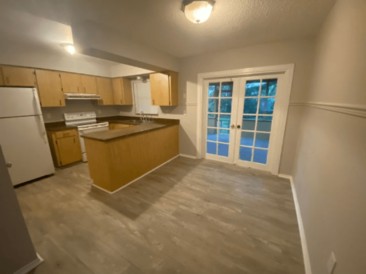 Winter Haven House: 98 Surf Dr.