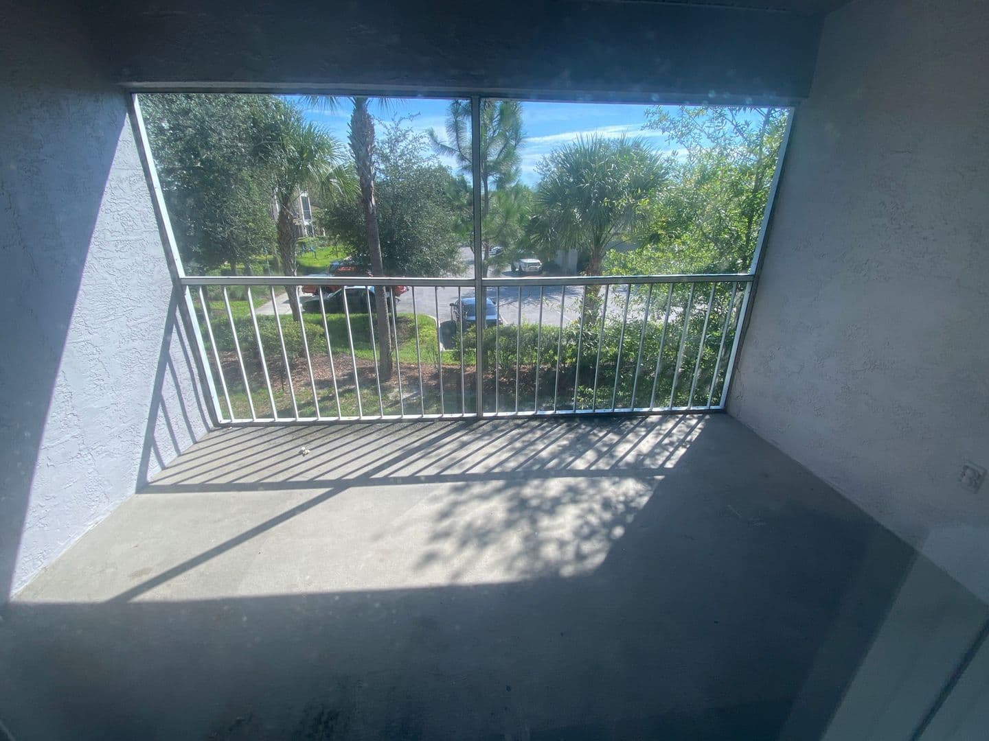 Longwood Apartment: 5210 Clubside Dr