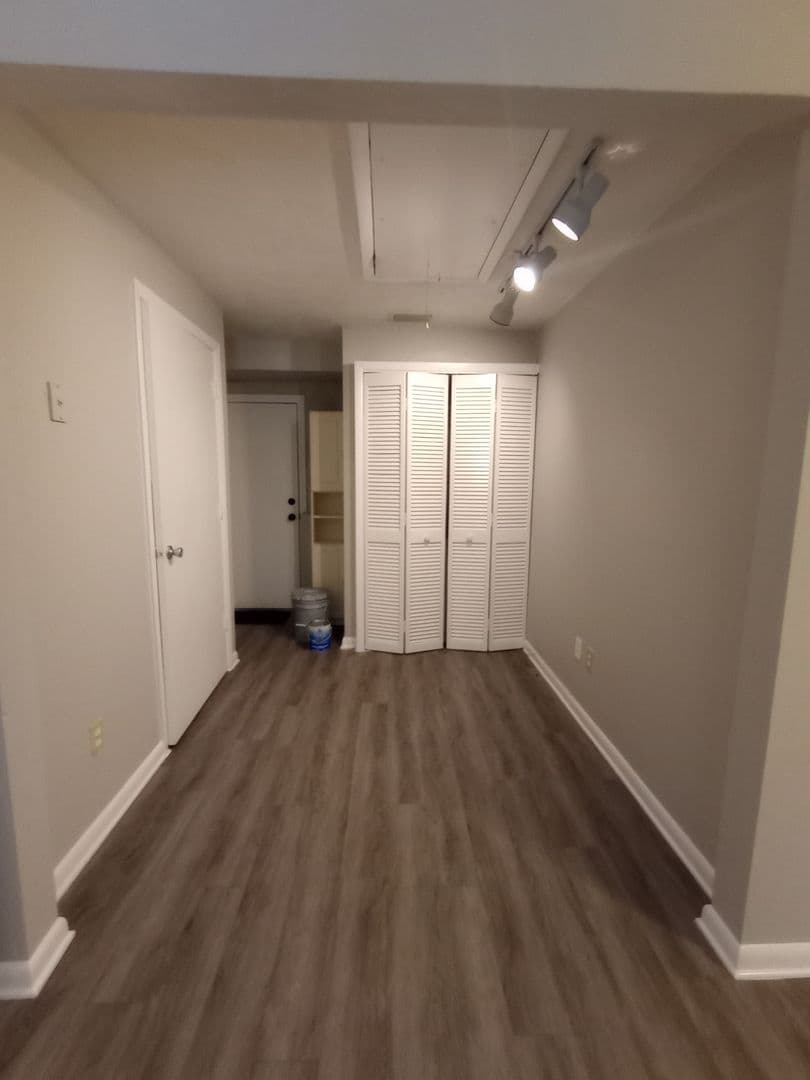 Deland House: 1626 Alexander Dr