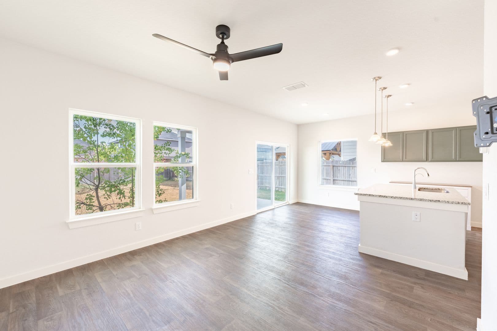 San Antonio House: 5915 Marble Caverns
