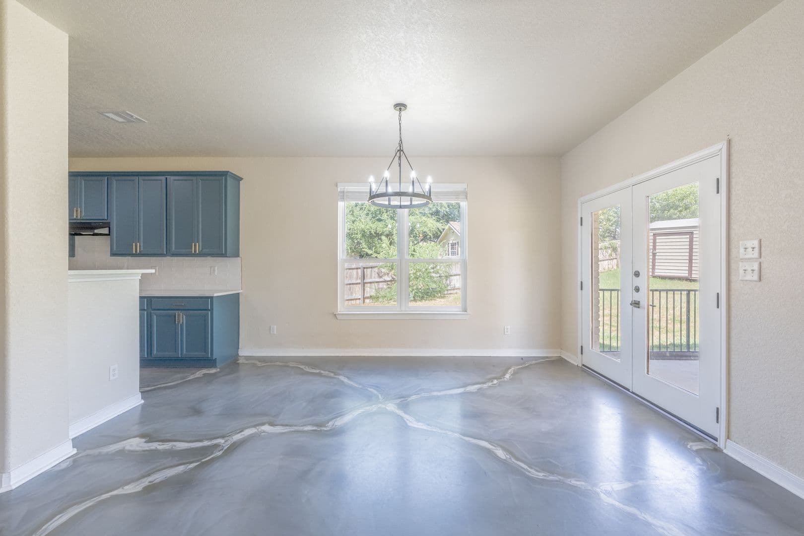 Cibolo House: 137 Springtree Shadow