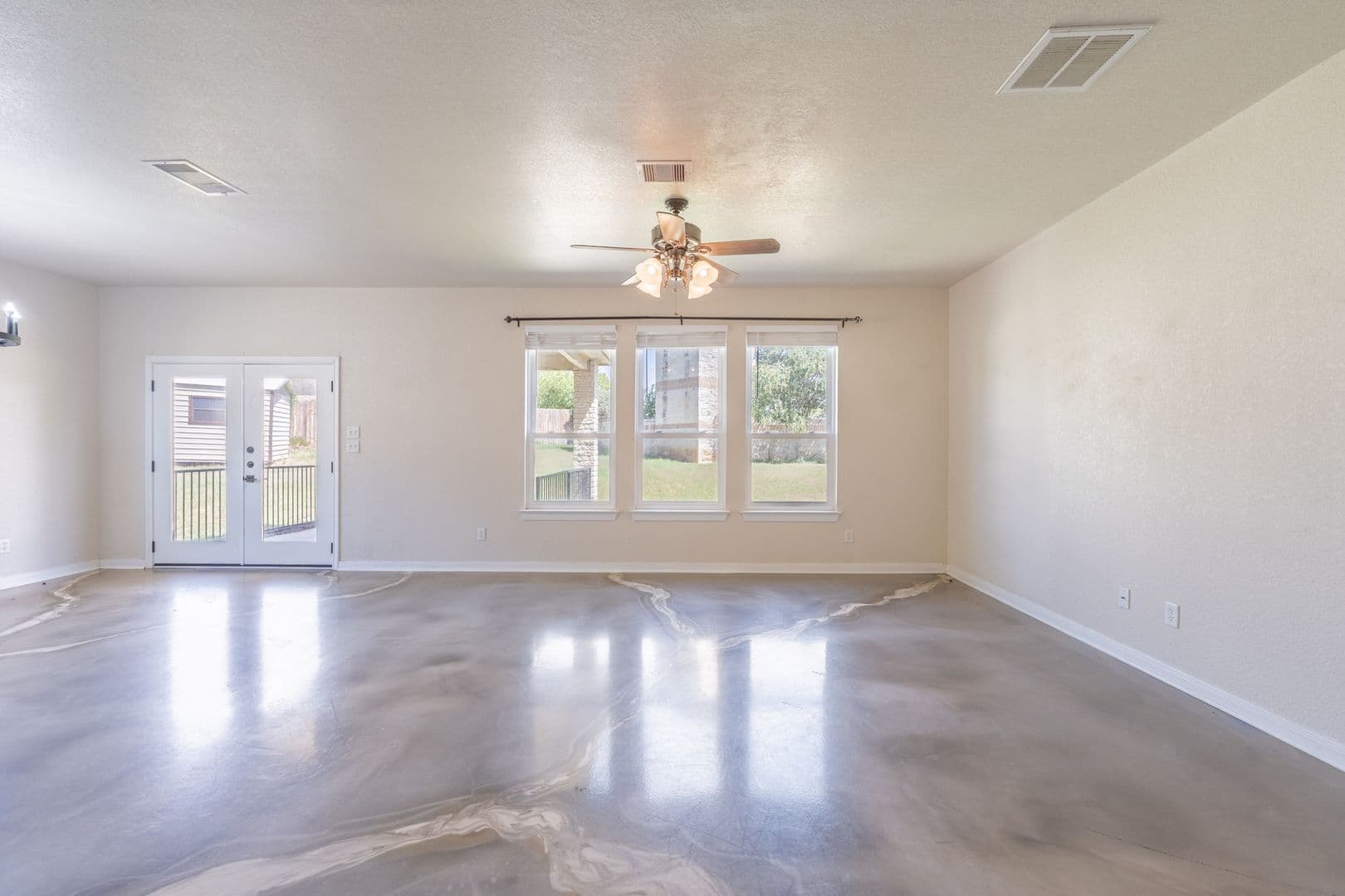 Cibolo House: 137 Springtree Shadow