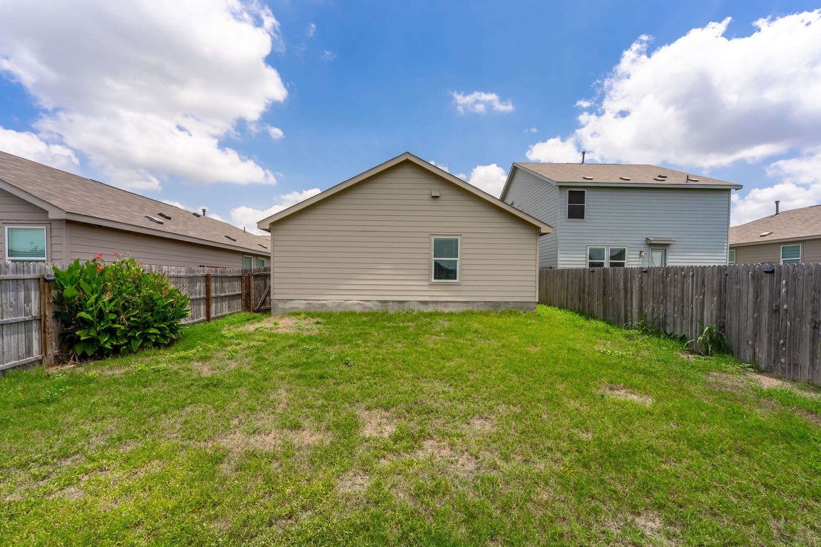 San Antonio House: 4220 Revetment Way