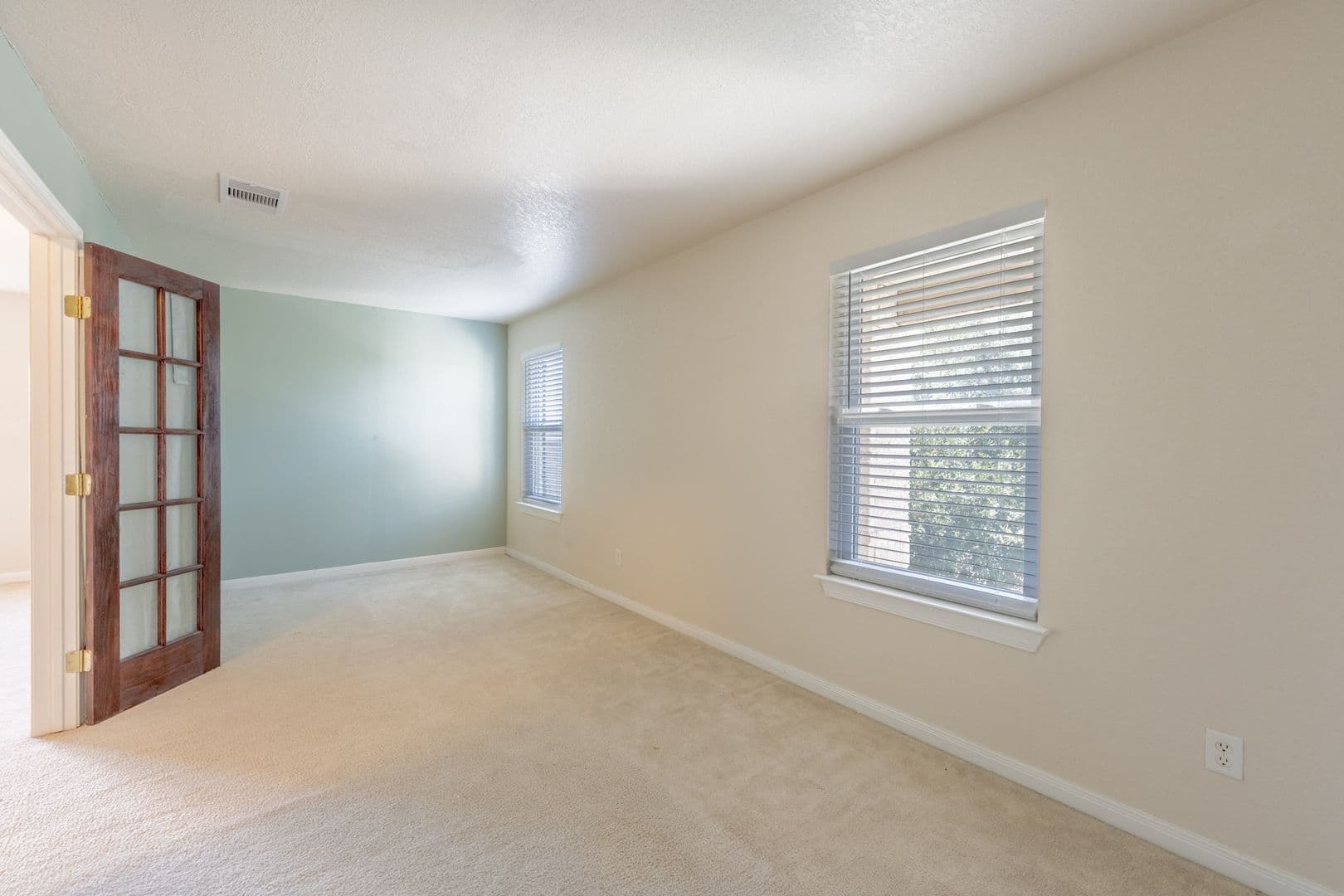 Cibolo House: 137 Springtree Shadow