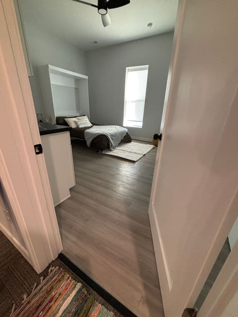 Onawa Apartment: 800 Iowa Ave