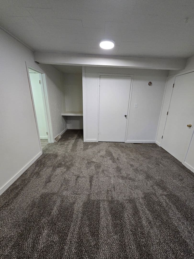 SLOAN Apartment: 110 ALDERSON ST