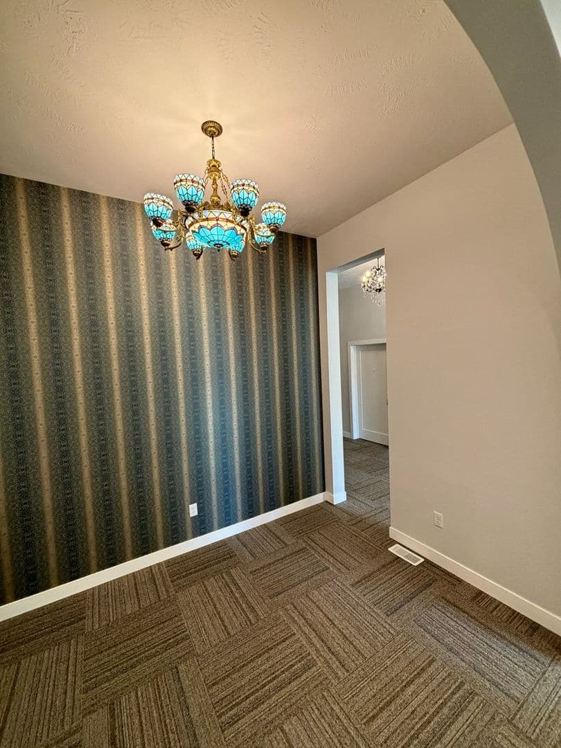 Onawa Apartment: 800 Iowa Ave