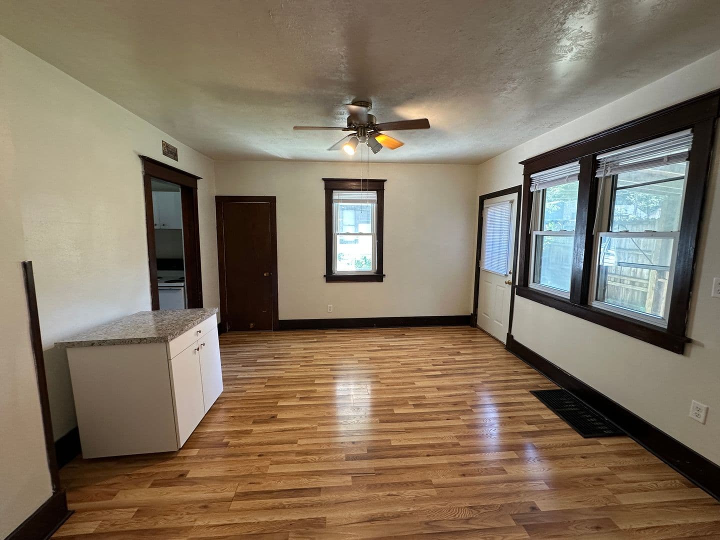 Sioux City House: 1820 Ross St