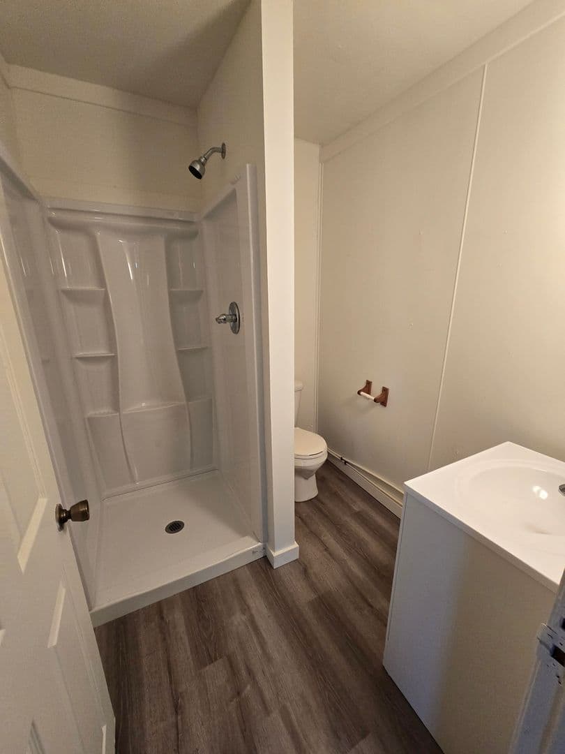 SLOAN Apartment: 110 ALDERSON ST