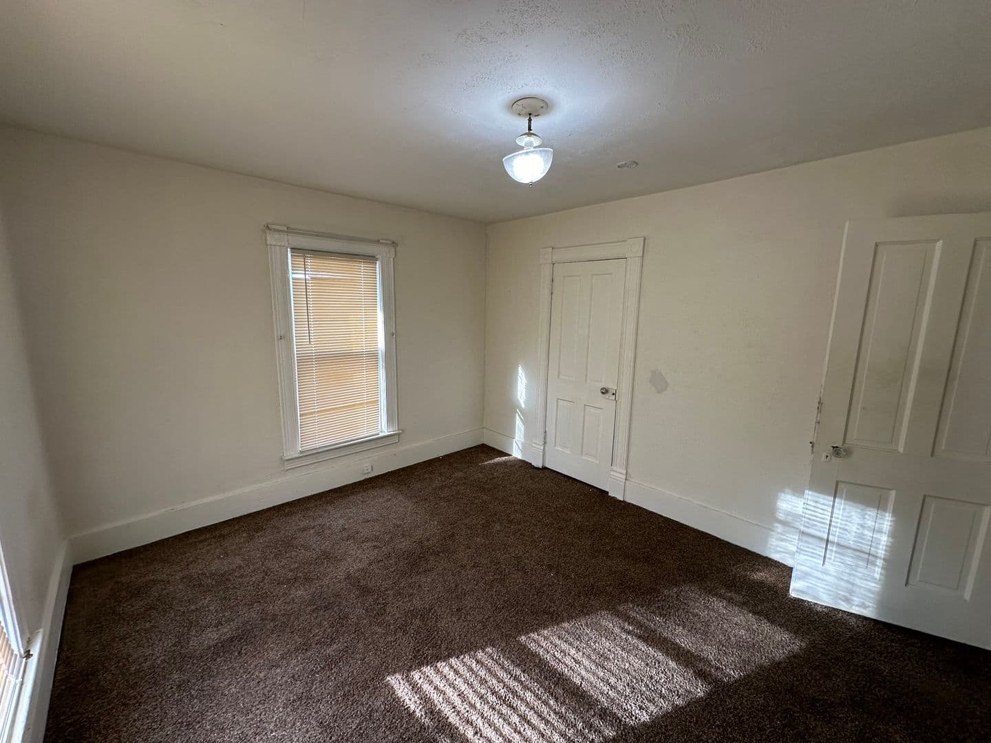 SIOUX CITY House: 2015 S PALMETTO ST