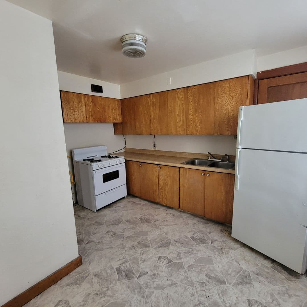 SIOUX CITY Apartment: 217 - 219 21ST ST