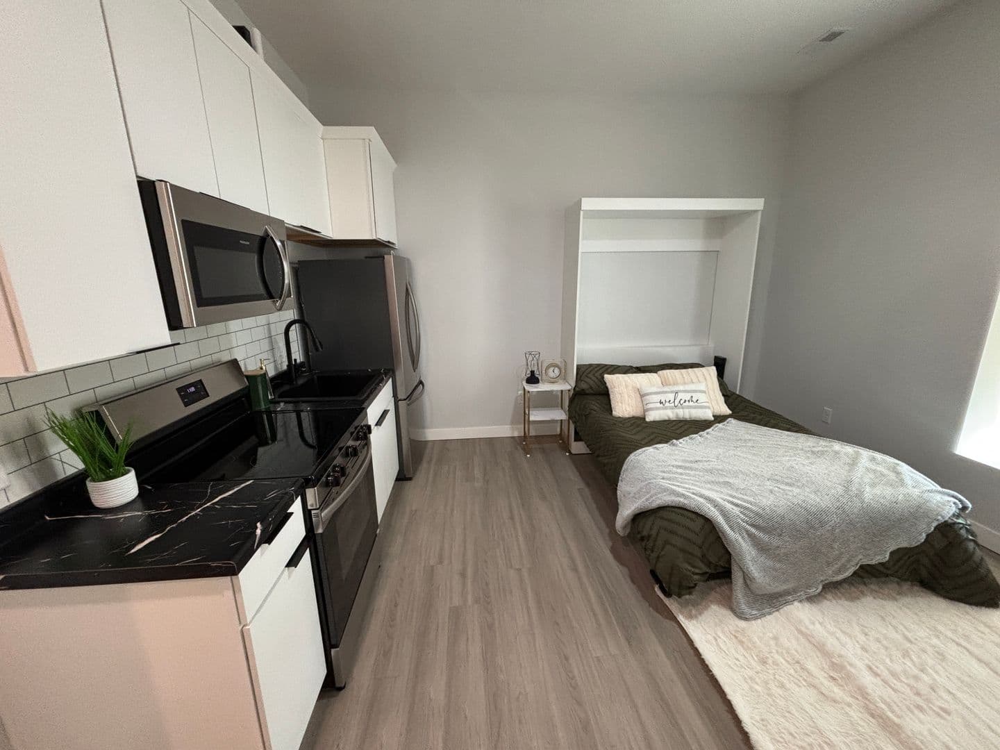 Onawa Apartment: 800 Iowa Ave