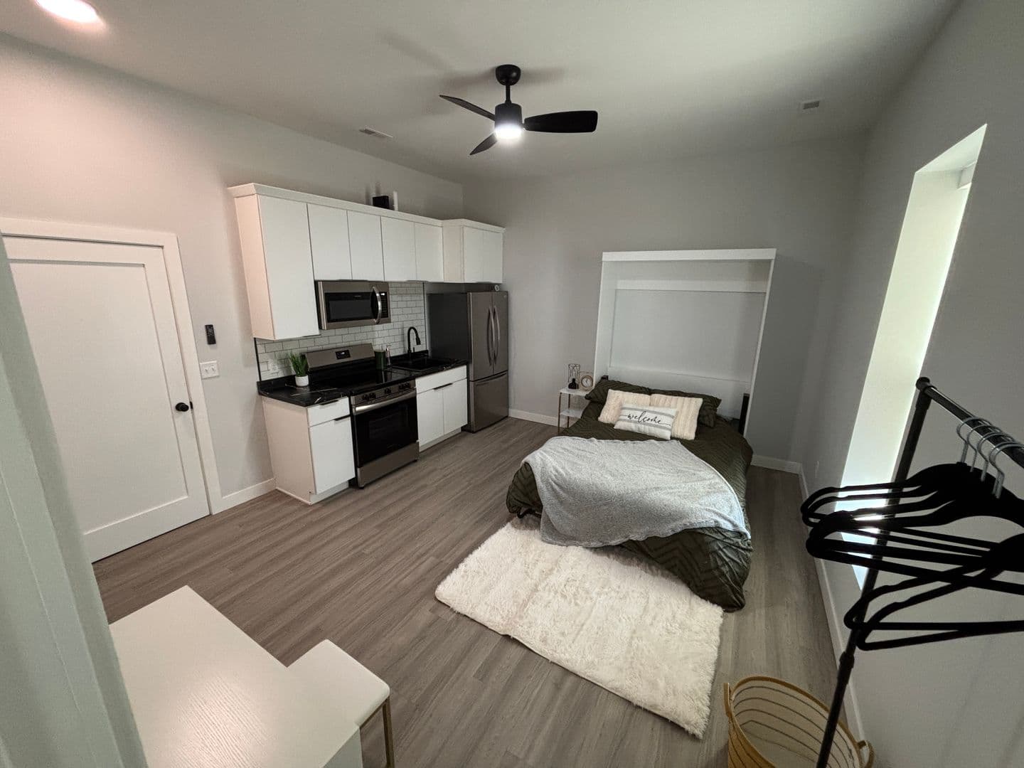 Onawa Apartment: 800 Iowa Ave