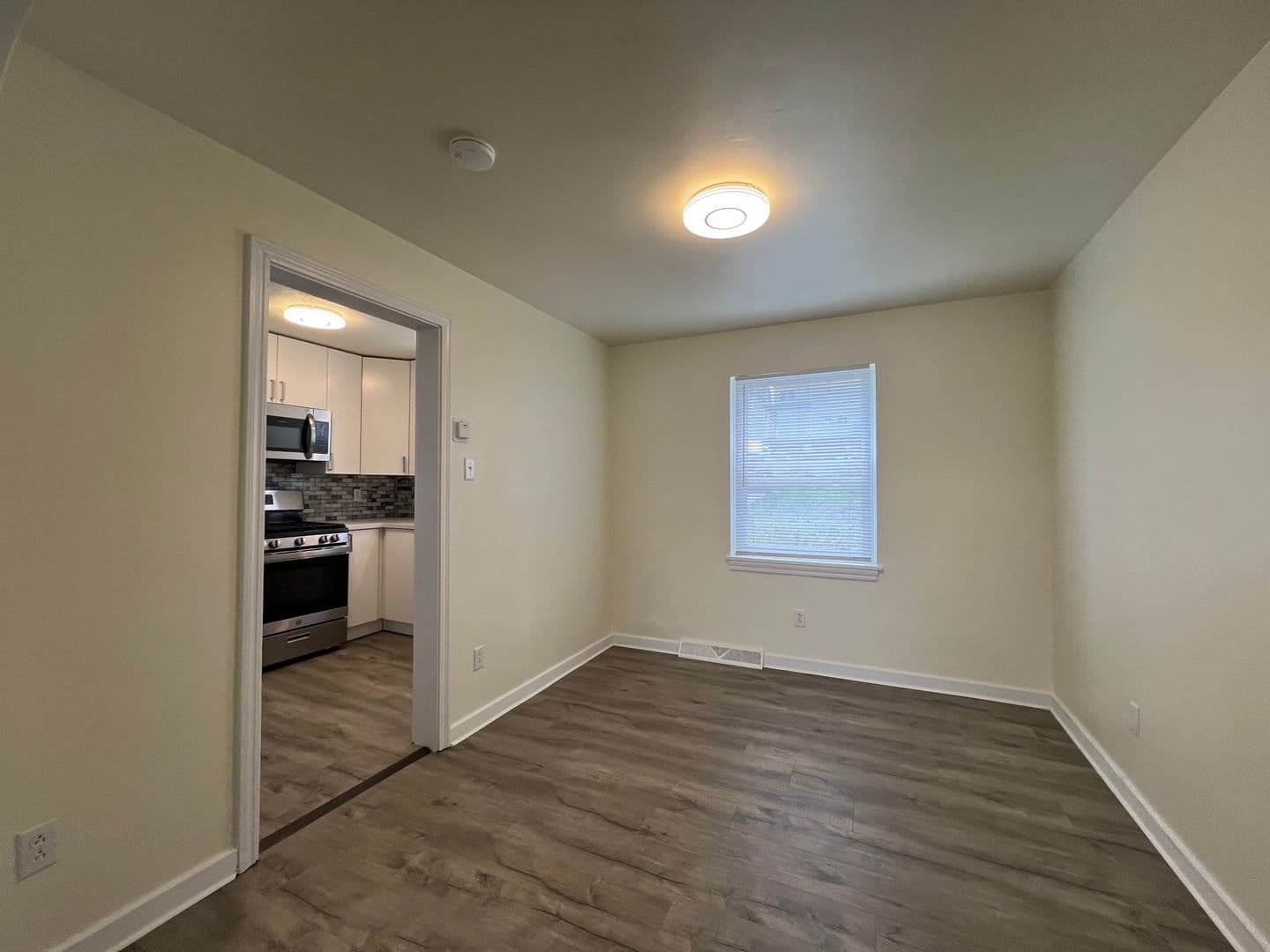 Homestead House: 236 e 16th