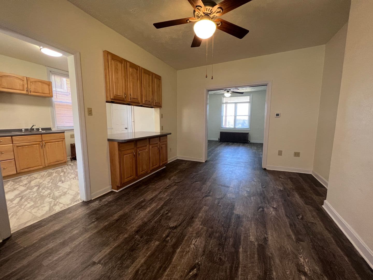 Pittsburgh House: 2037 westmont