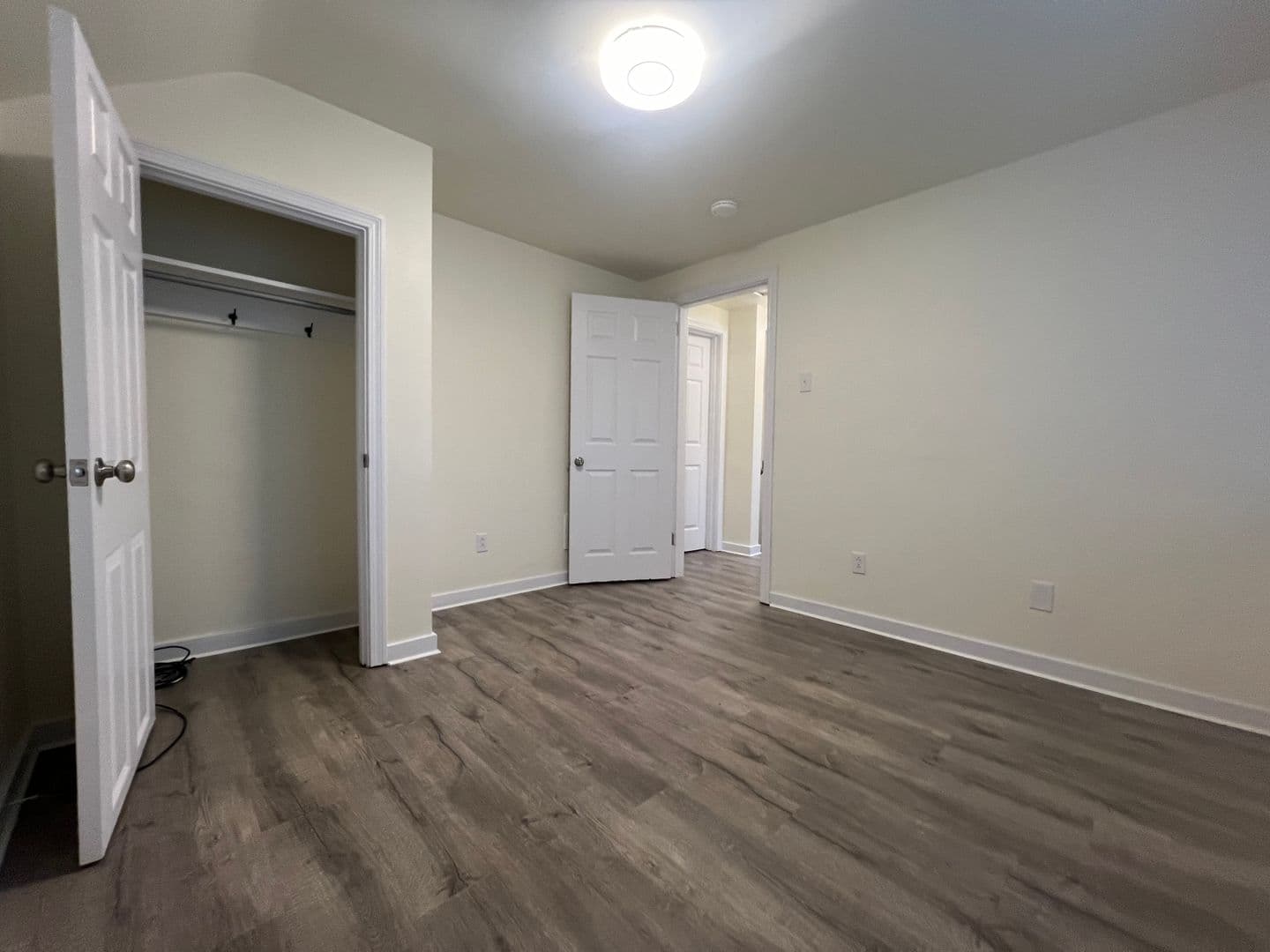 Homestead House: 236 e 16th