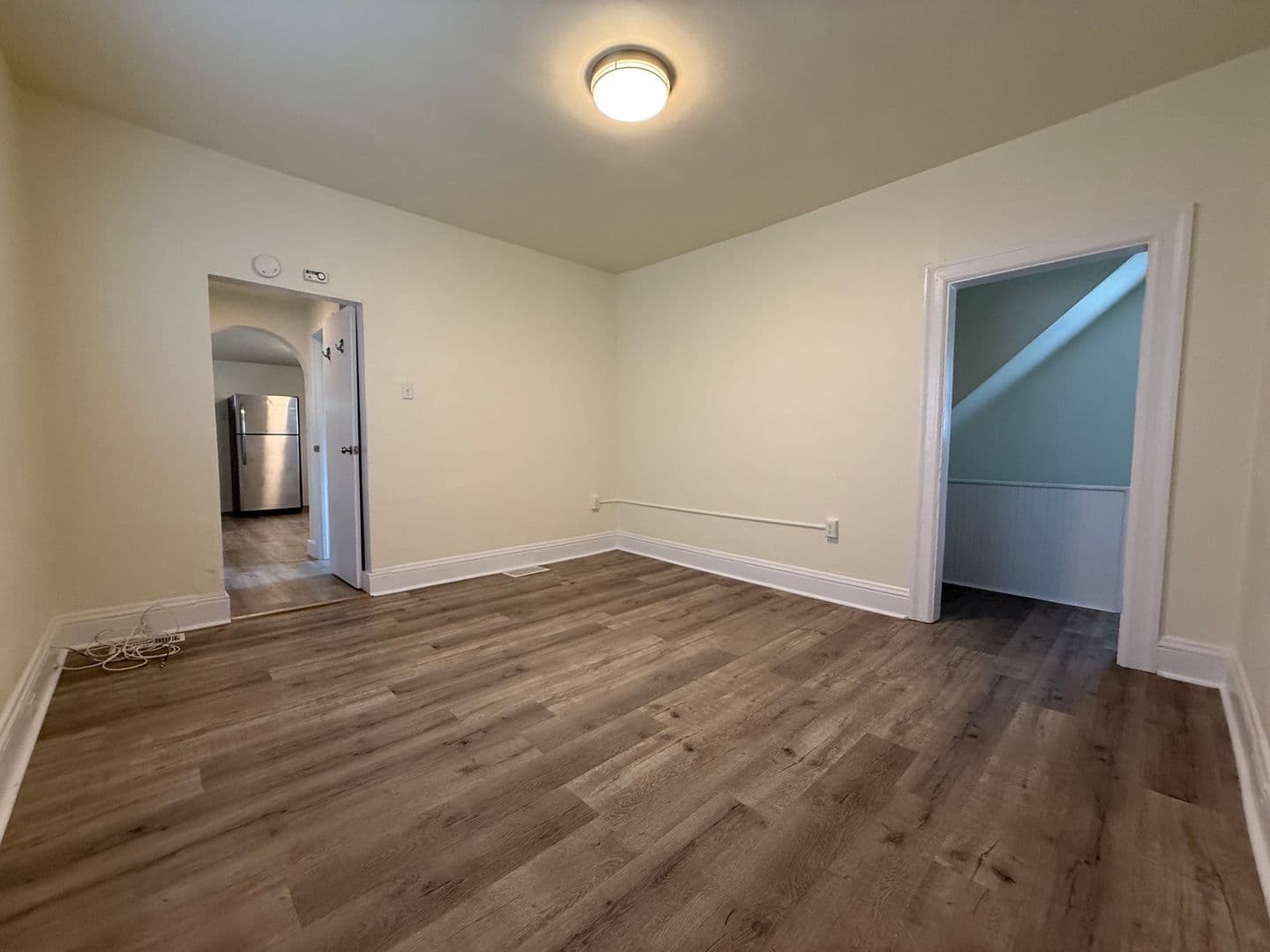 Pittsburgh Apartment: 5 Sterling St Floor 2