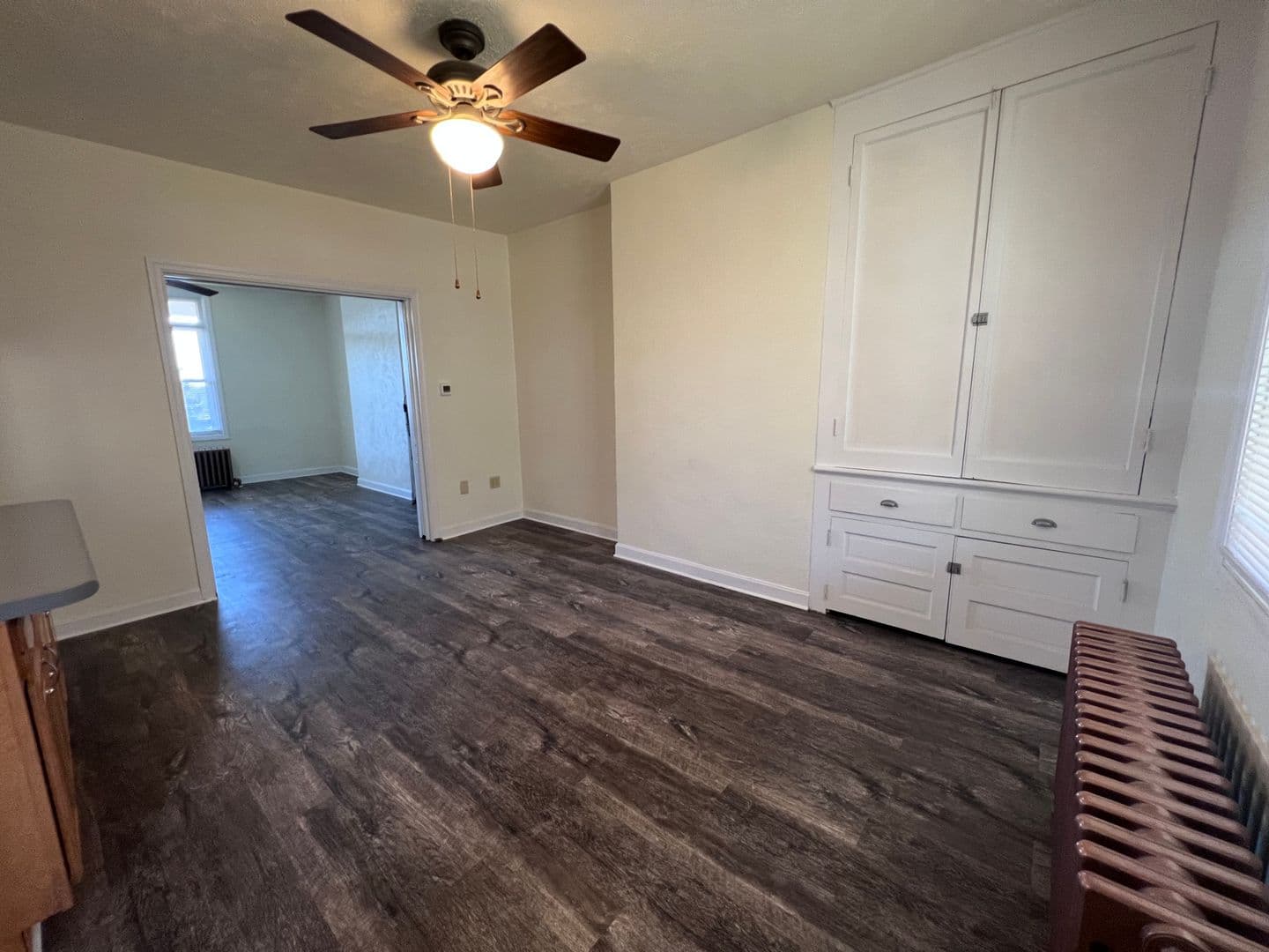 Pittsburgh House: 2037 westmont