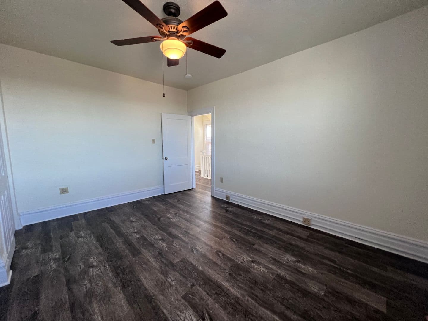 Pittsburgh House: 2037 westmont