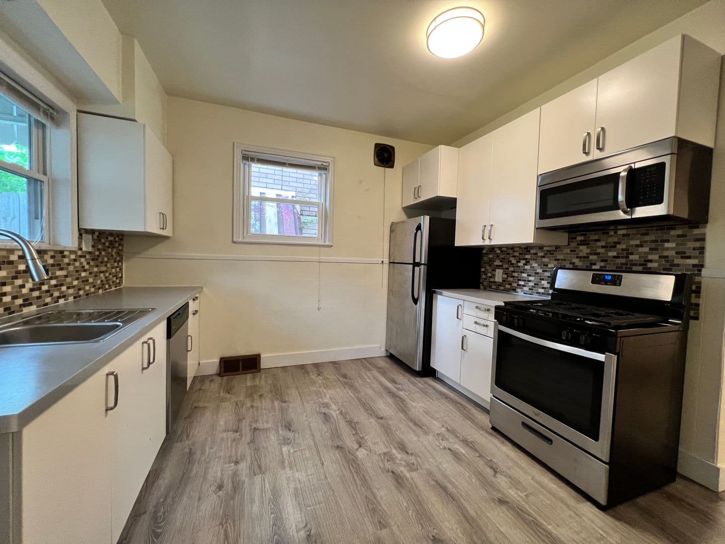 Pittsburgh House: 1406 Fernleaf