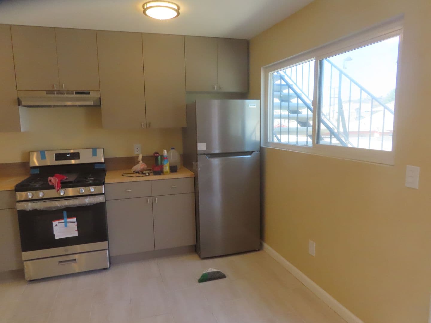 San Diego Apartment: 5284 Groveland Dr