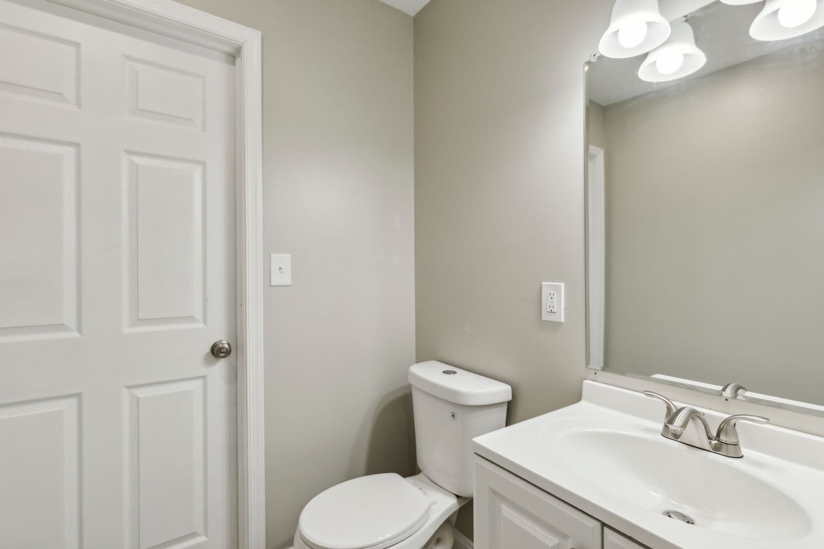 Coatesville Apartment: 201 E Chestnut St