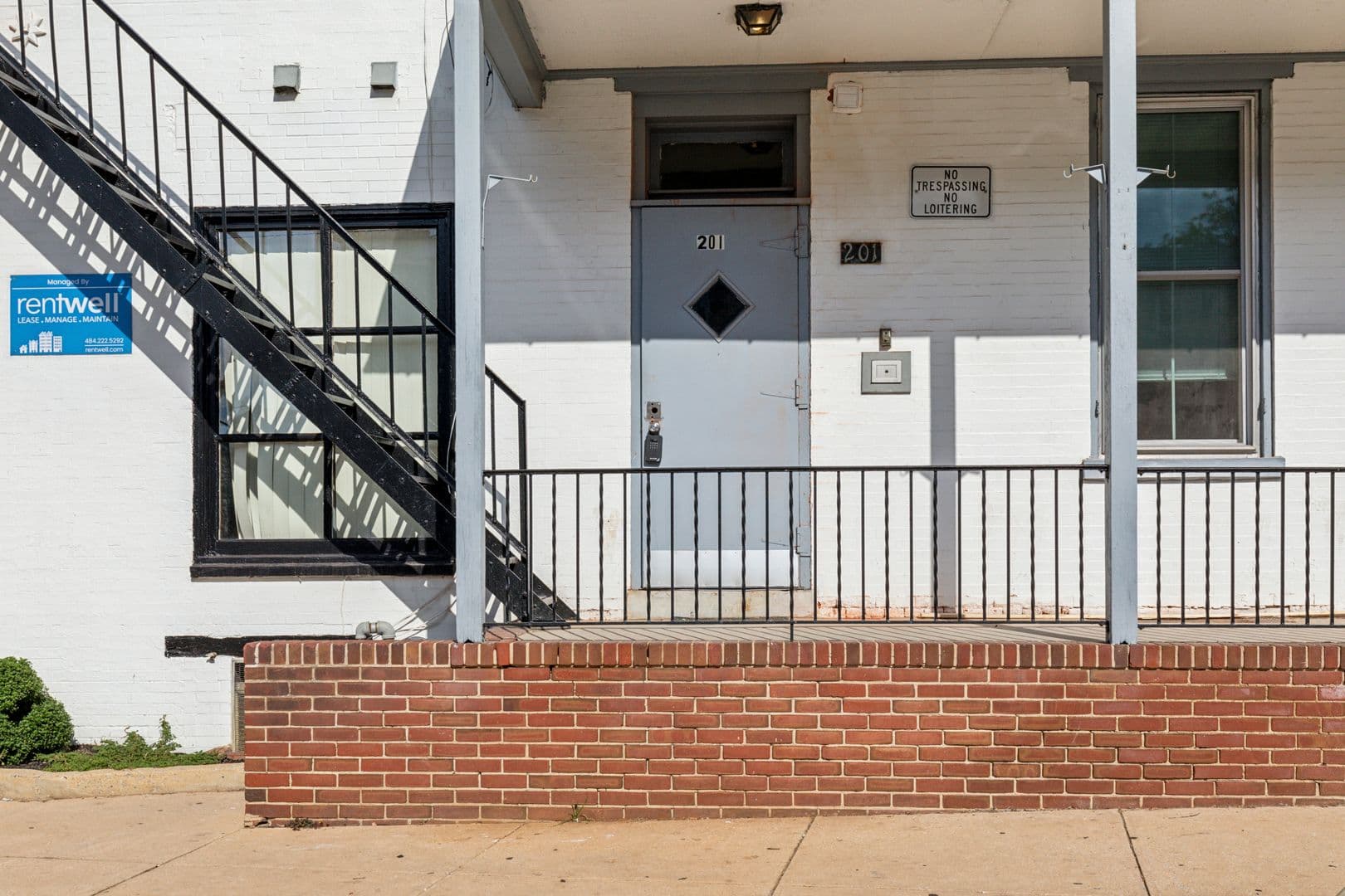 Coatesville Apartment: 201 E Chestnut St