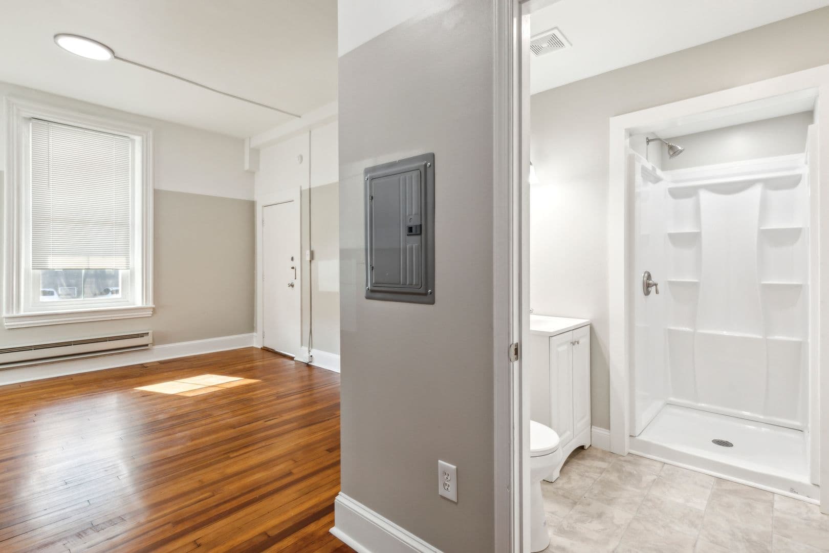Coatesville Apartment: 201 E Chestnut St