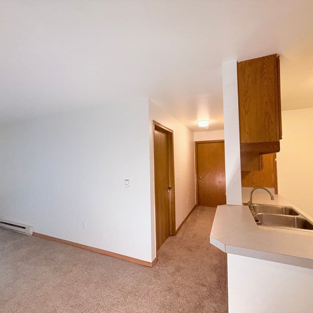 Cross Plains Apartment: 1837 Ludden Dr.