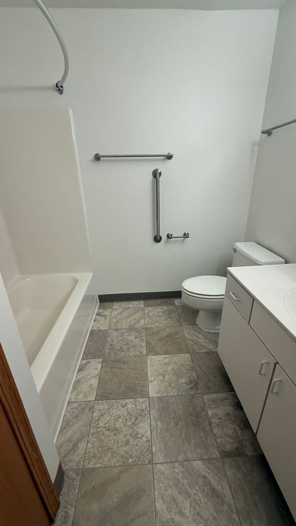 Cross Plains Apartment: 1837 Ludden Dr.